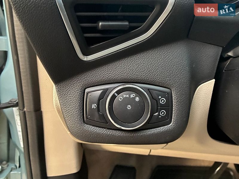 Минивэн Ford C-Max 2012 в Калуше