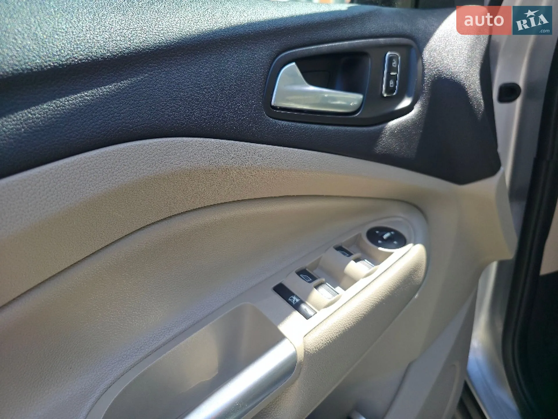 2015 Ford C-MAX - мініатюра 16