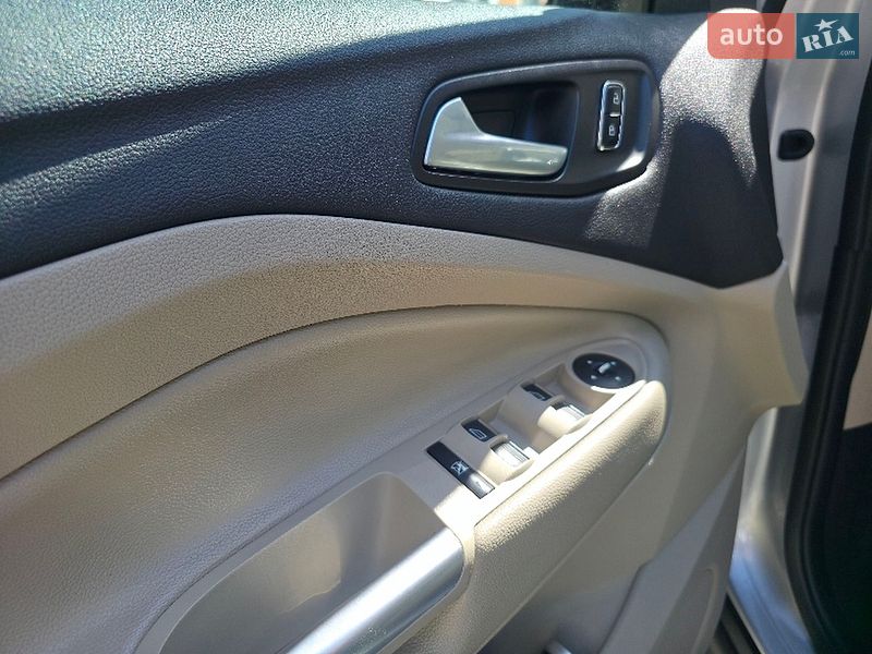 Мінівен Ford C-Max 2015 в Луцьку