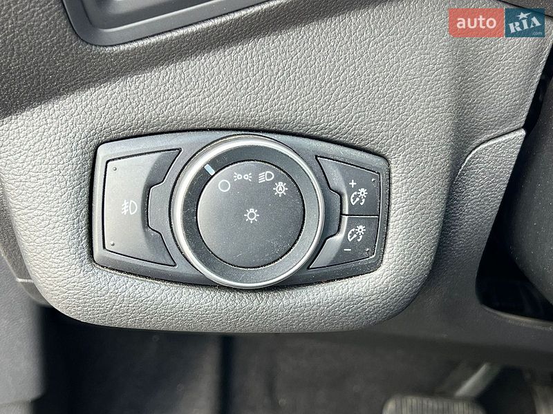 Мінівен Ford C-Max 2016 в Запоріжжі