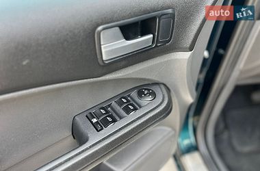 Минивэн Ford C-Max 2006 в Киеве