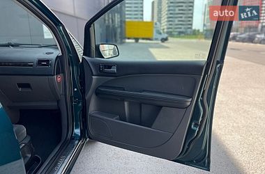 Минивэн Ford C-Max 2006 в Киеве