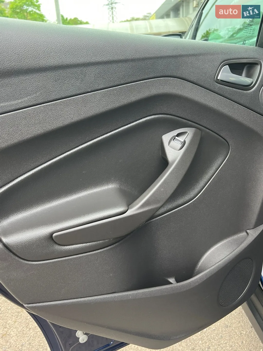 2016 Ford C-MAX - мініатюра 28