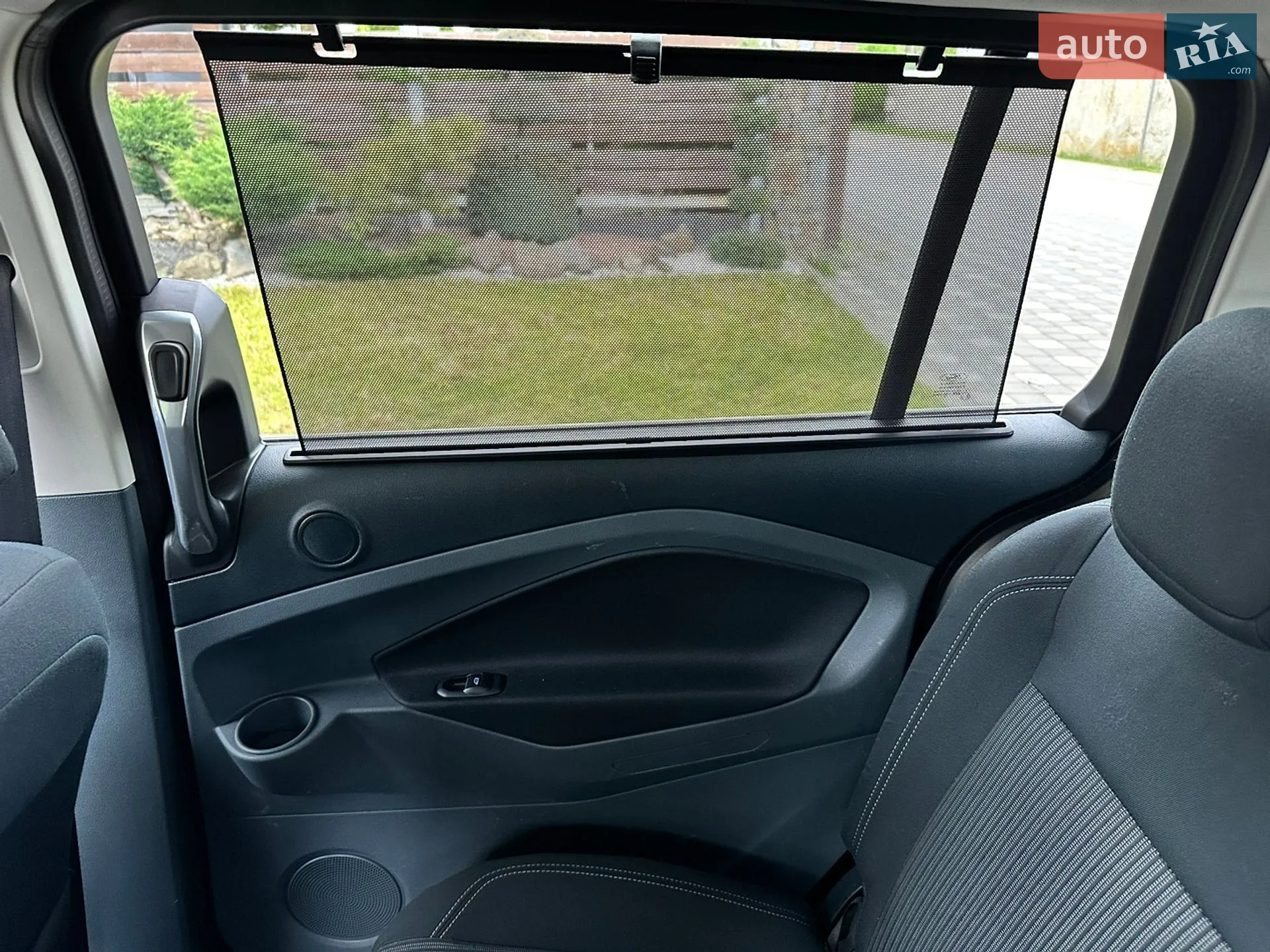 2015 Ford C-MAX - мініатюра 118