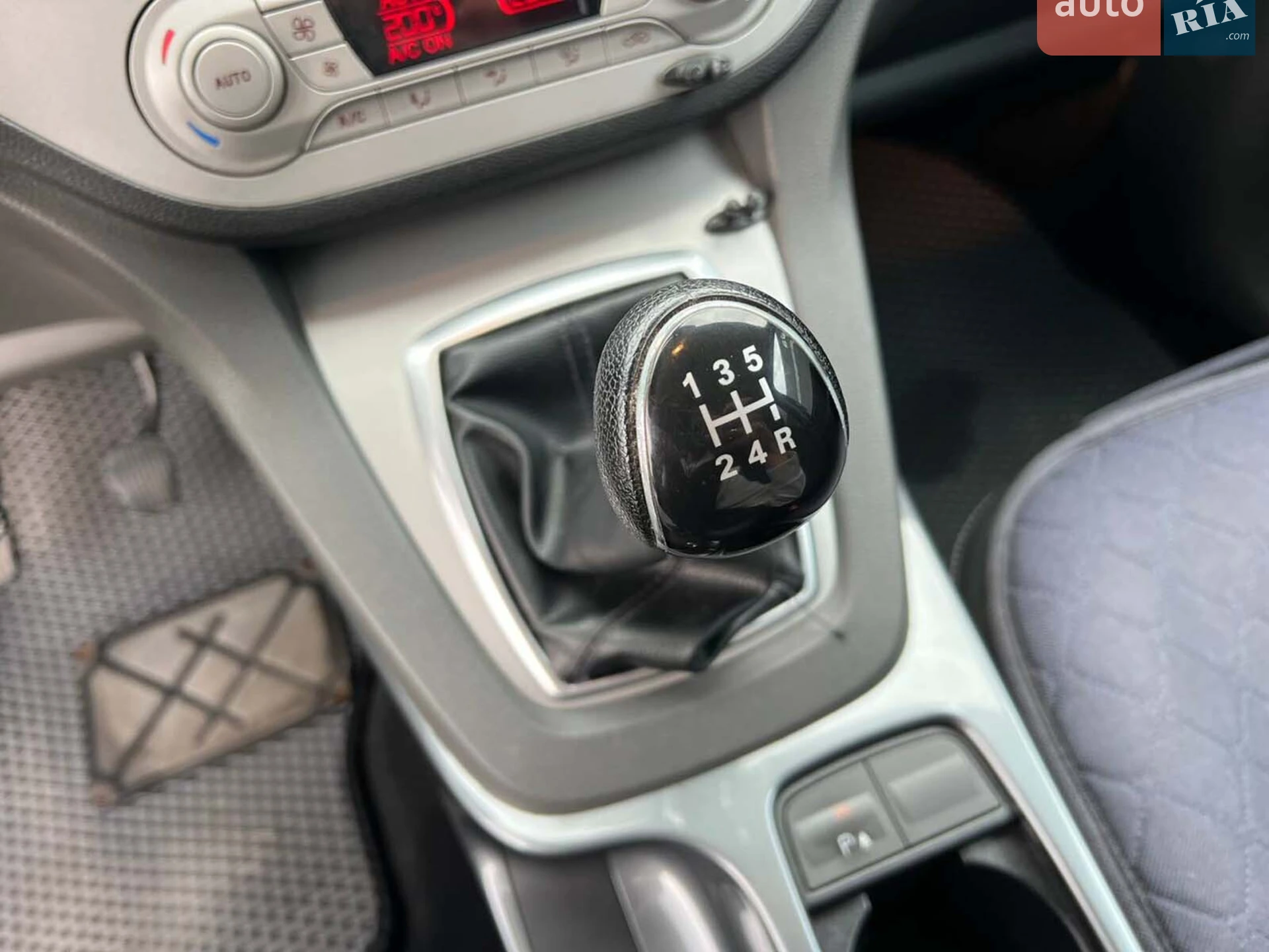 2010 Ford C-MAX - мініатюра 32