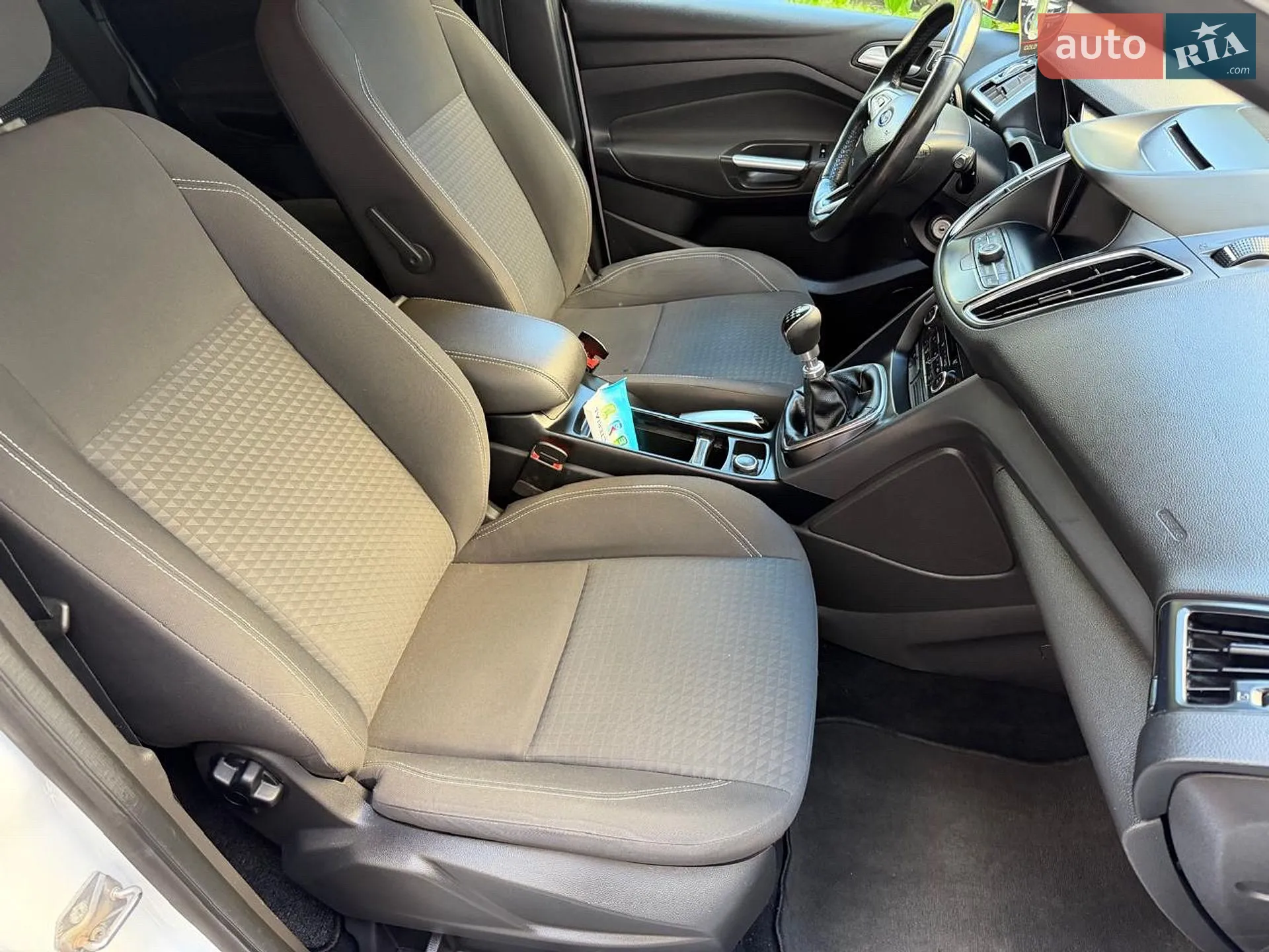 2015 Ford C-MAX - мініатюра 25
