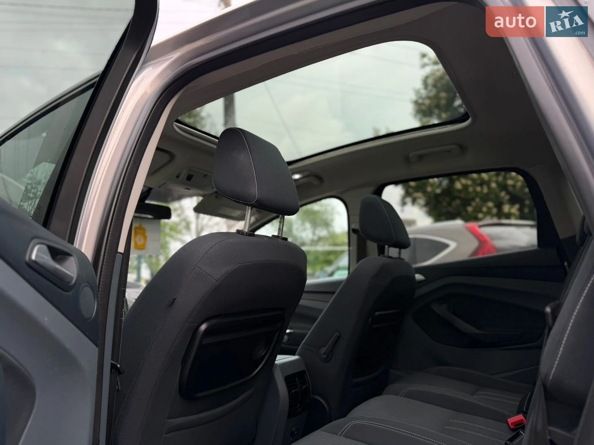 2010 Ford C-MAX - мініатюра 16