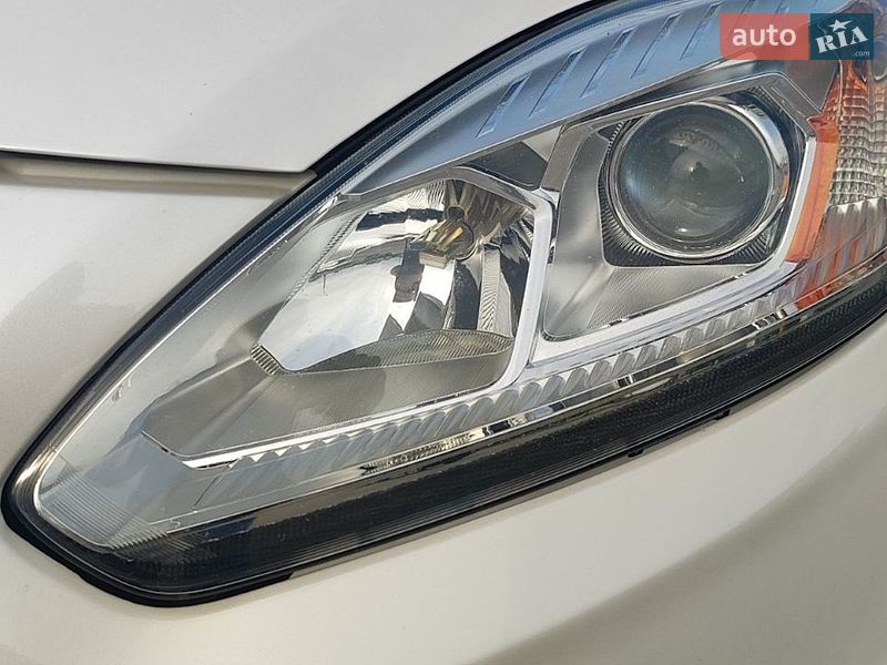 Мінівен Ford C-Max 2016 в Білій Церкві