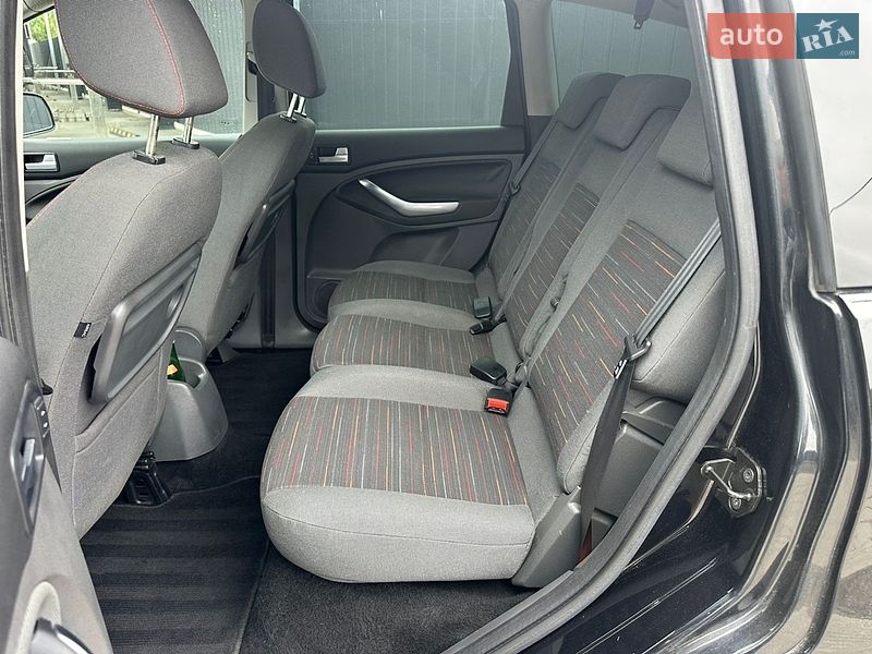 Минивэн Ford C-Max 2010 в Луцке