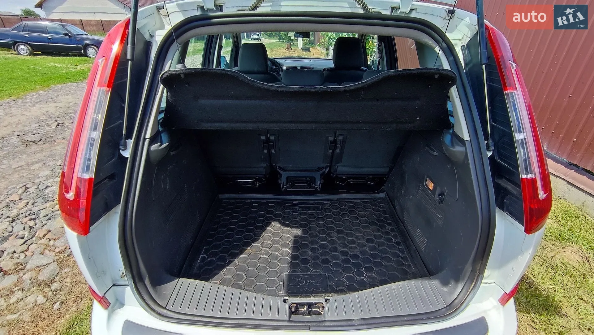 2010 Ford C-MAX - мініатюра 13