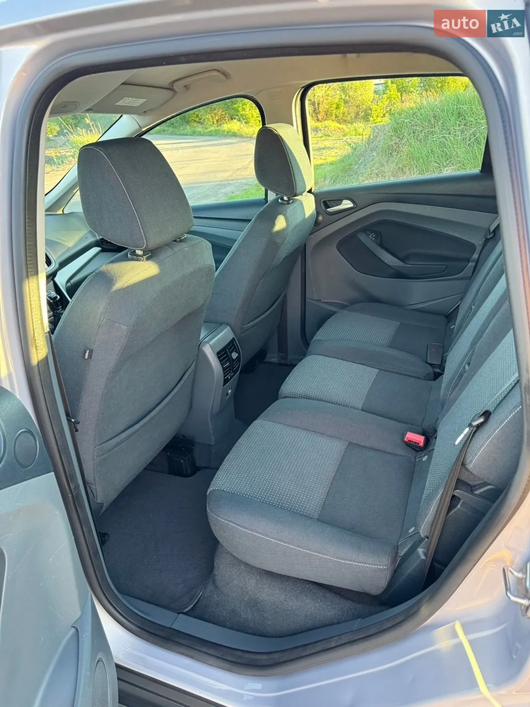 2010 Ford C-MAX - мініатюра 24