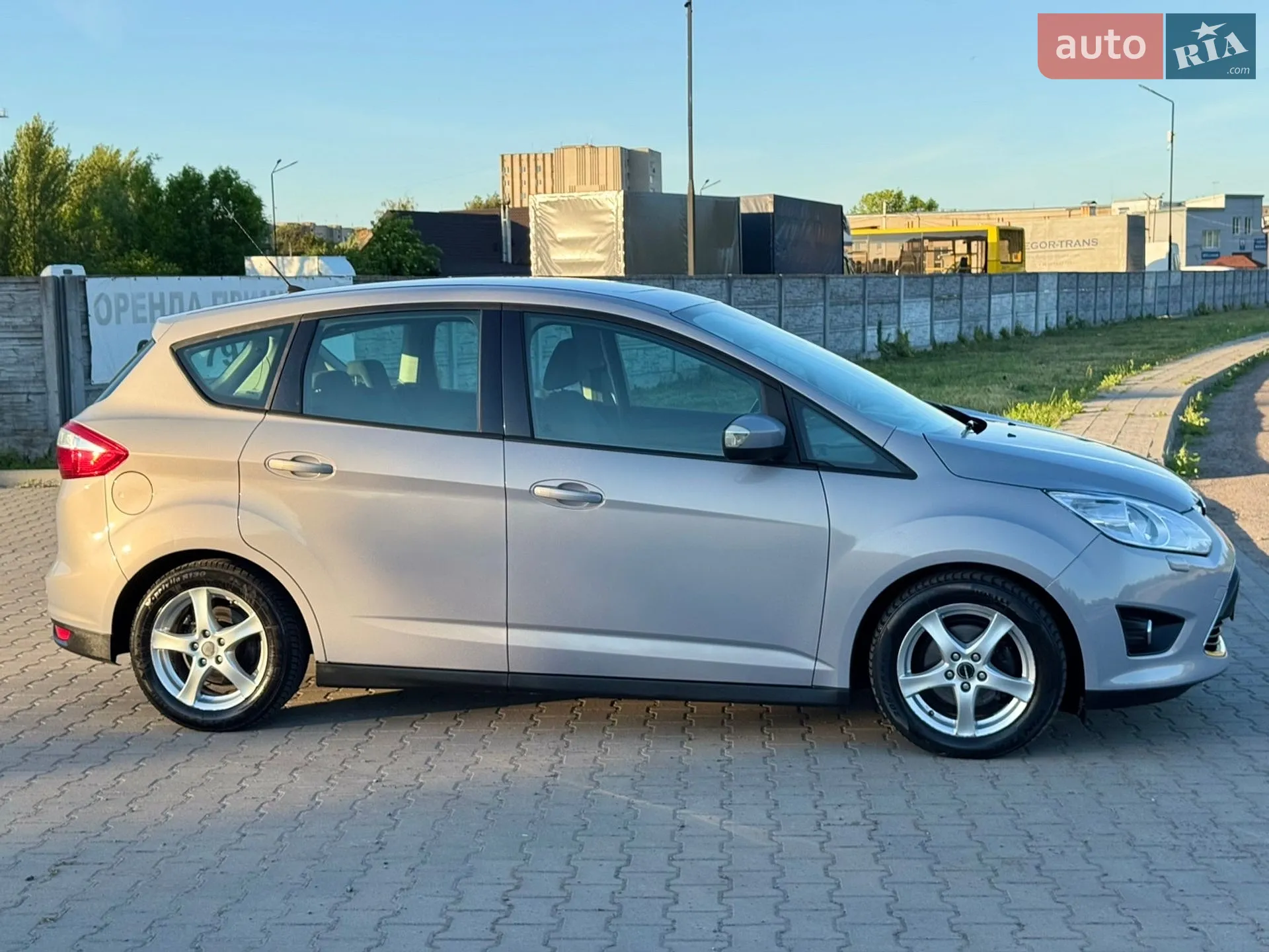 2010 Ford C-MAX - мініатюра 39