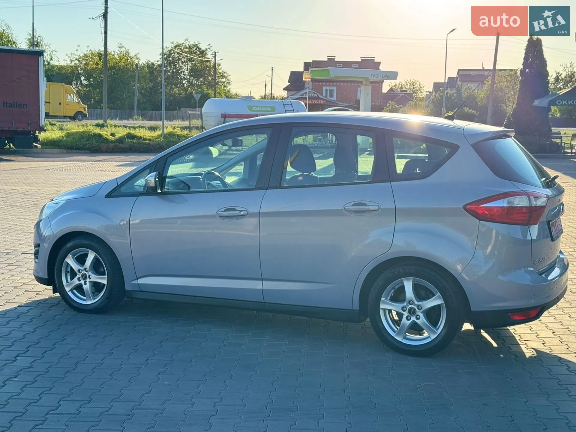 2010 Ford C-MAX - мініатюра 69