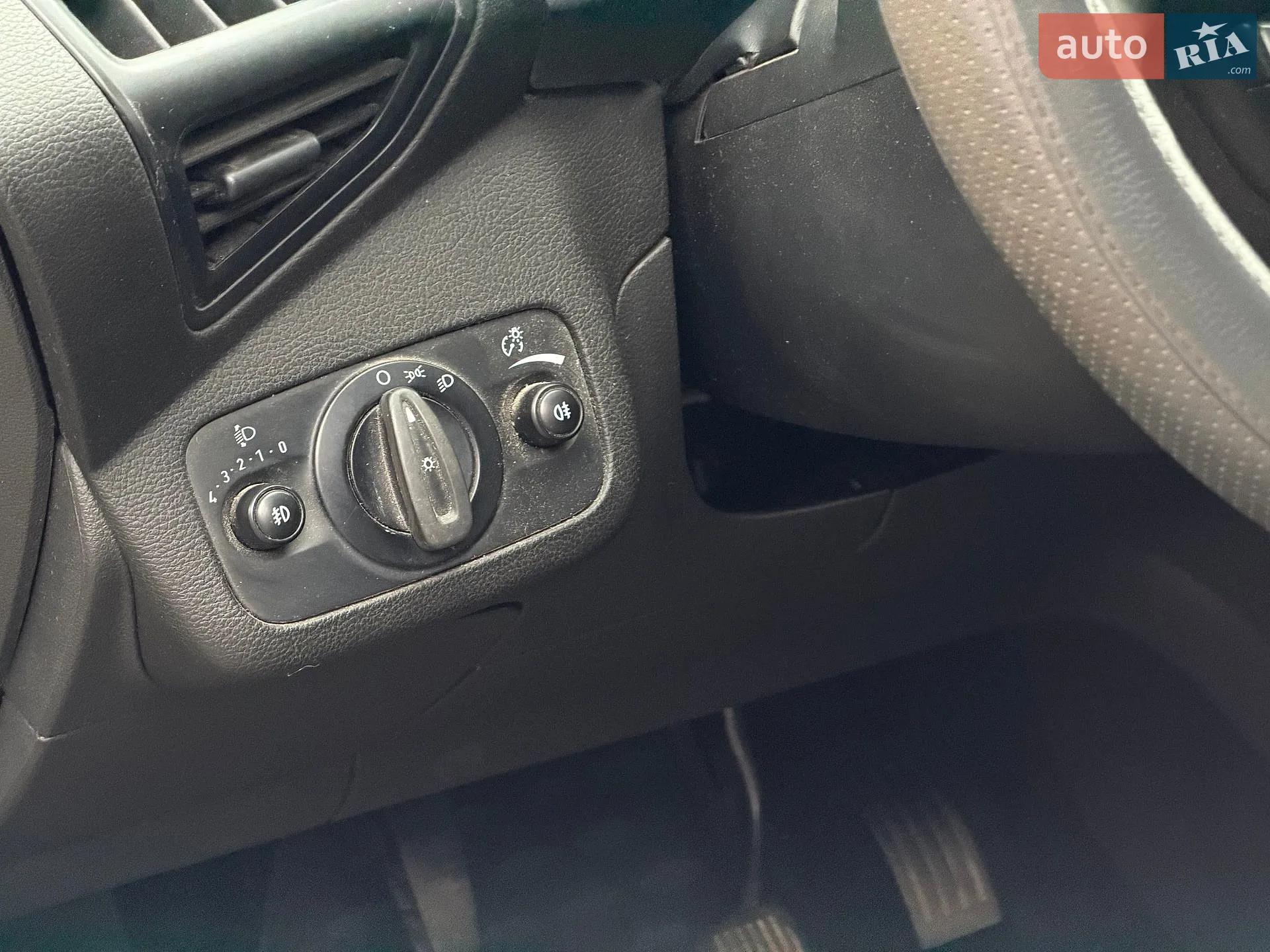 2016 Ford C-MAX - мініатюра 39