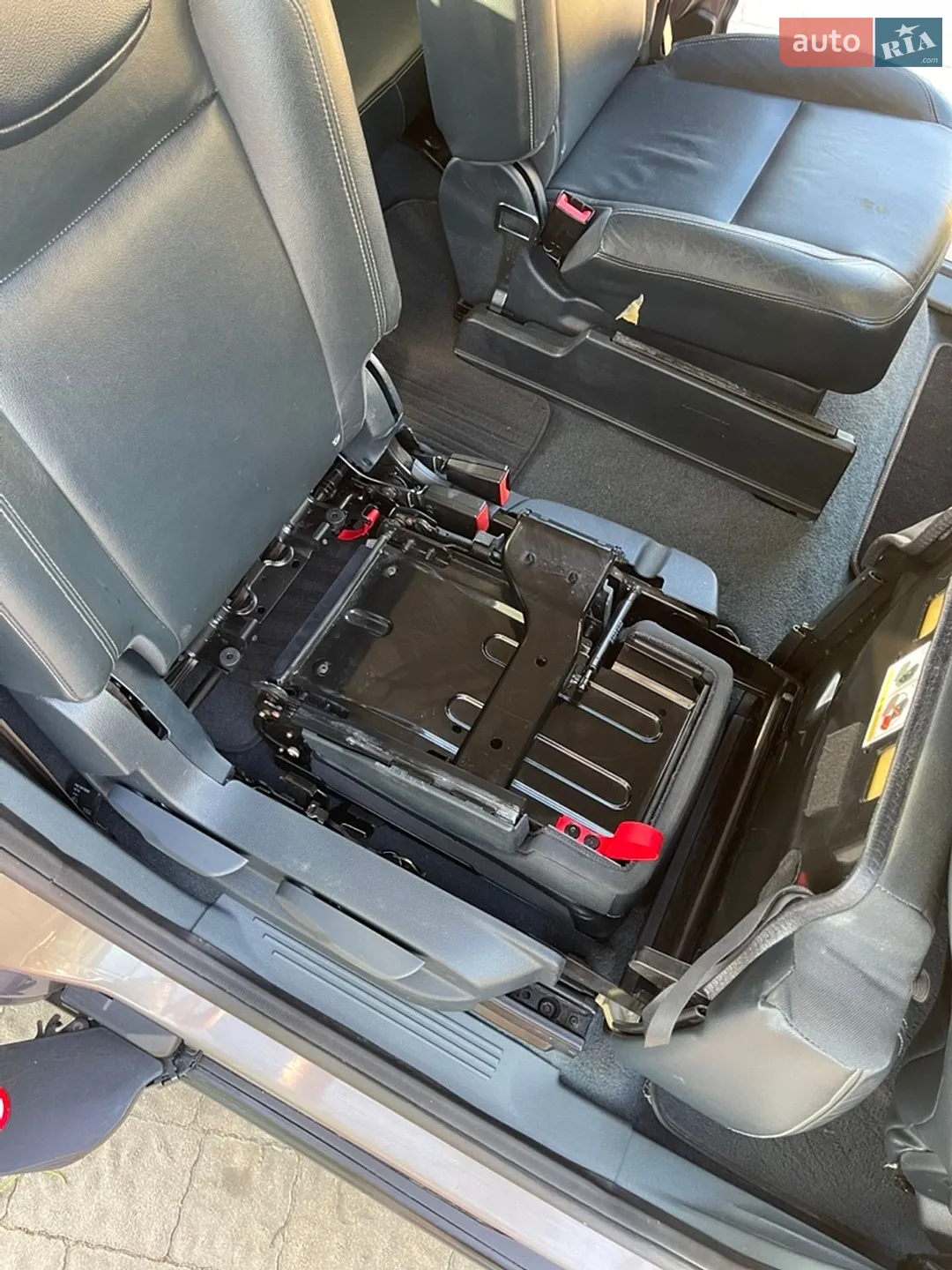 2012 Ford C-MAX - мініатюра 109