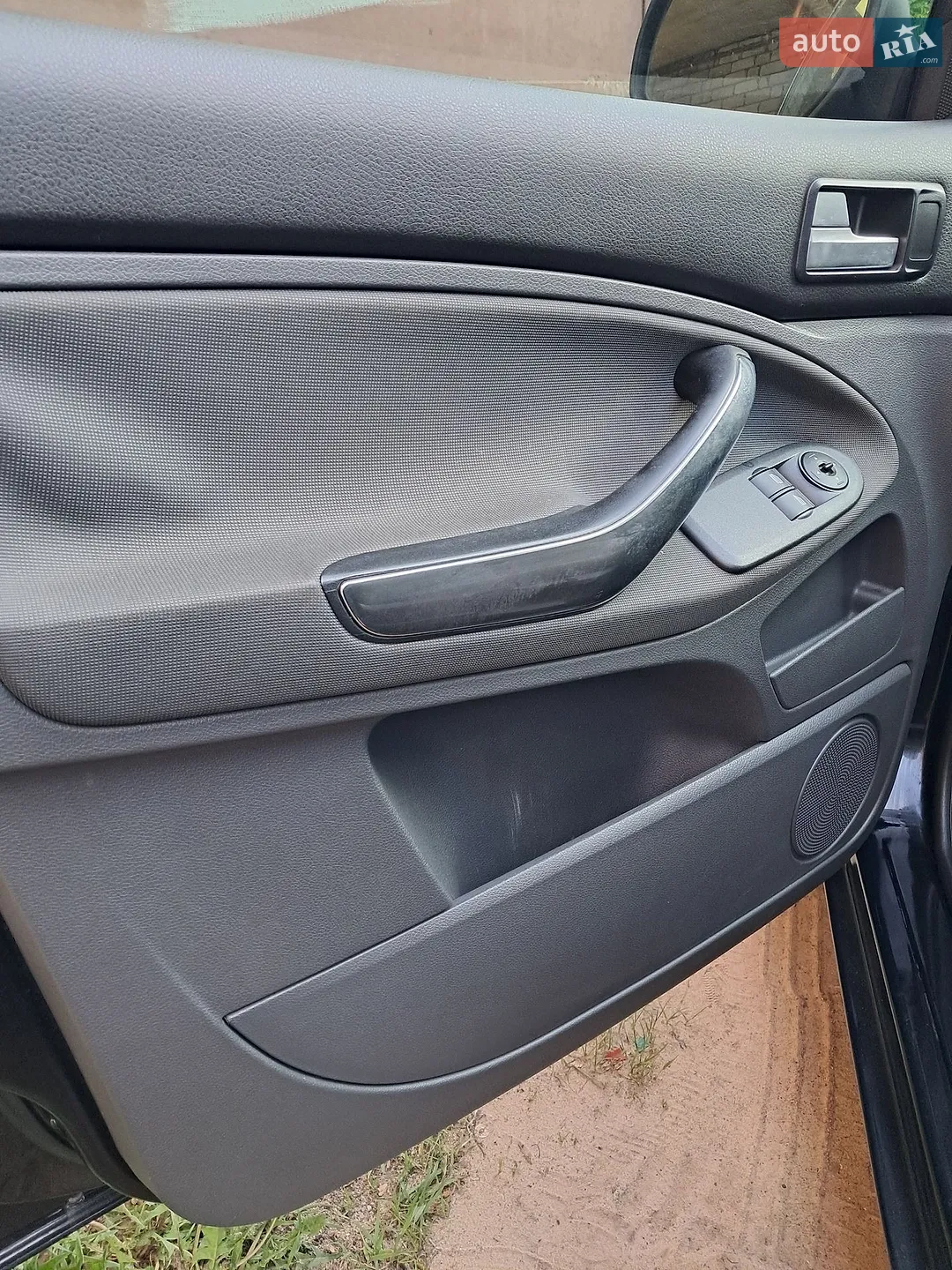 2010 Ford C-MAX - мініатюра 10