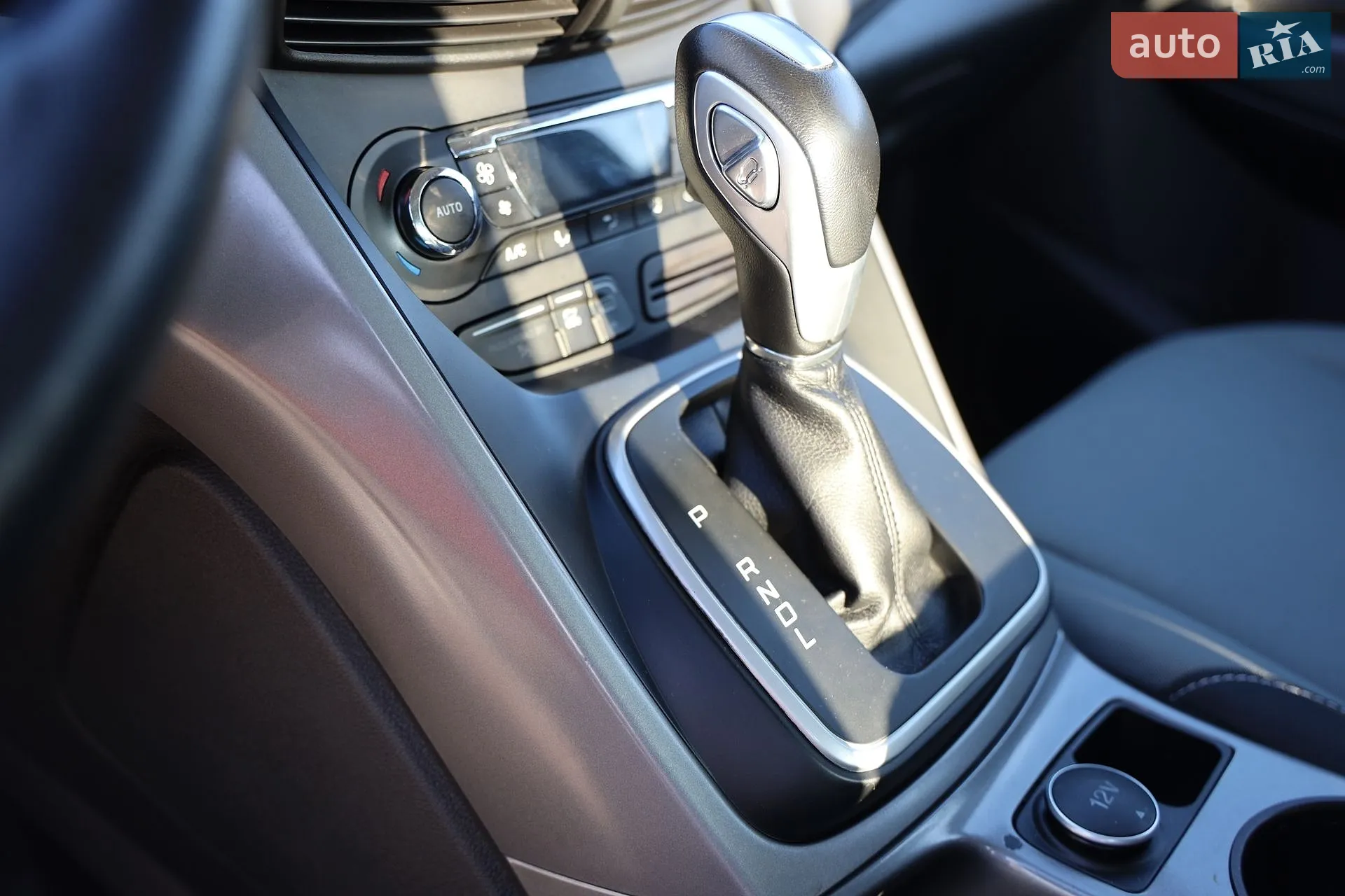 2016 Ford C-MAX - мініатюра 37