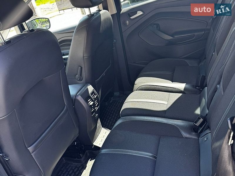 Минивэн Ford C-Max 2017 в Киеве фото 11 Минивэн Ford C-Max 2017 в Киеве