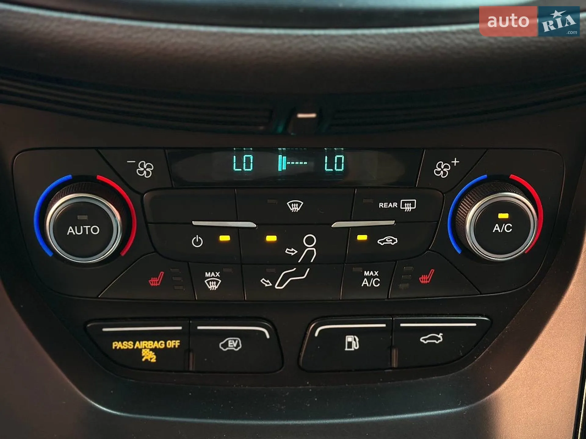 2017 Ford C-MAX - мініатюра 29