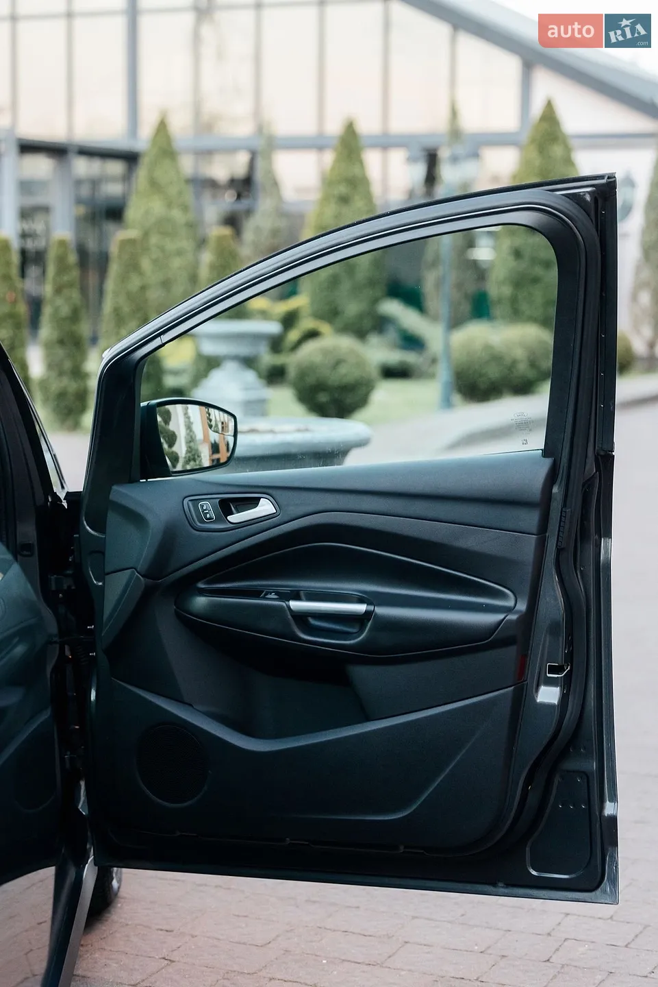 2017 Ford C-MAX - мініатюра 61