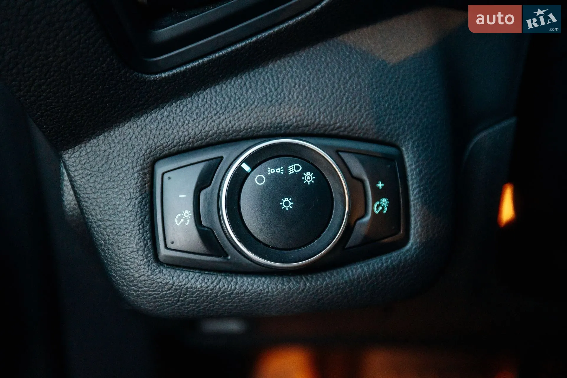 2017 Ford C-MAX - мініатюра 47