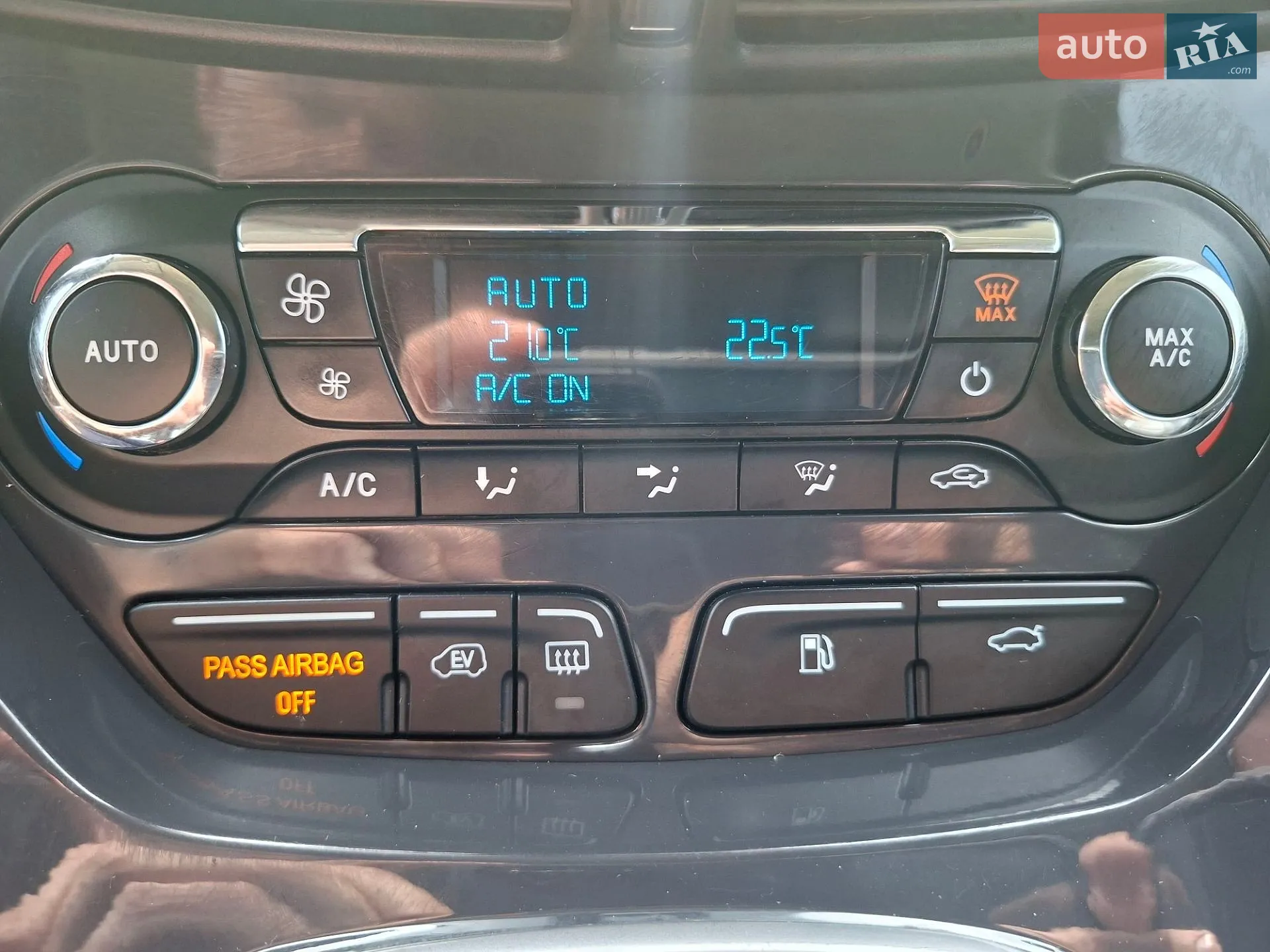 2013 Ford C-MAX - мініатюра 21