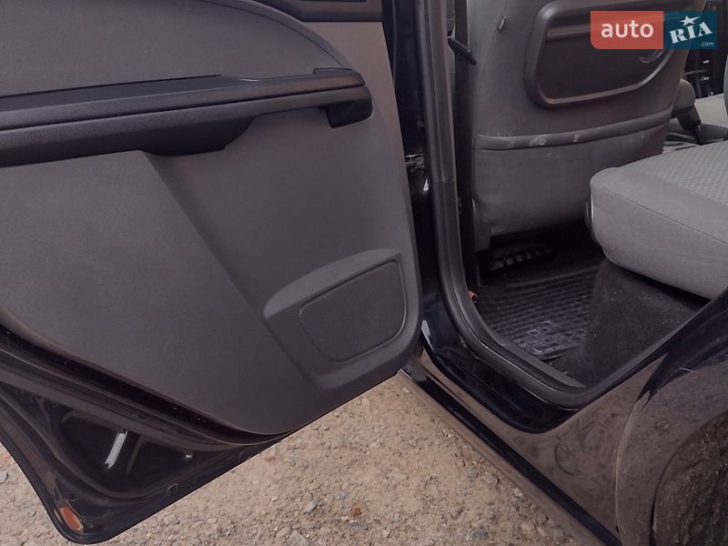 Минивэн Ford C-Max 2006 в Белой Церкви фото 7 Минивэн Ford C-Max 2006 в Белой Церкви