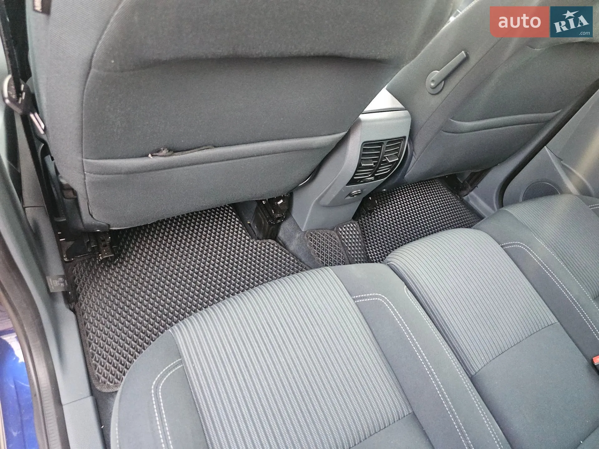 2015 Ford C-MAX - мініатюра 26