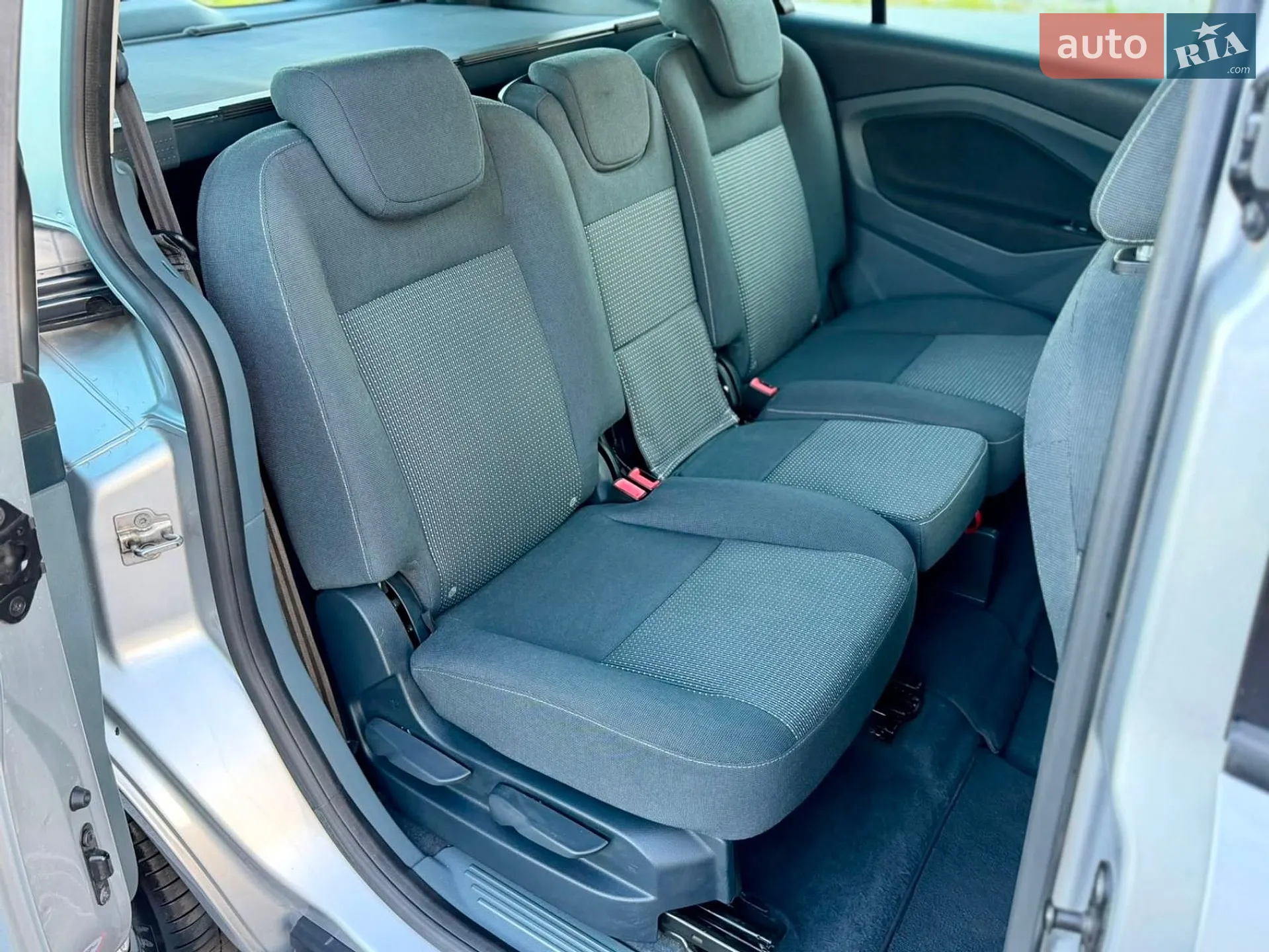 2011 Ford C-MAX - мініатюра 39