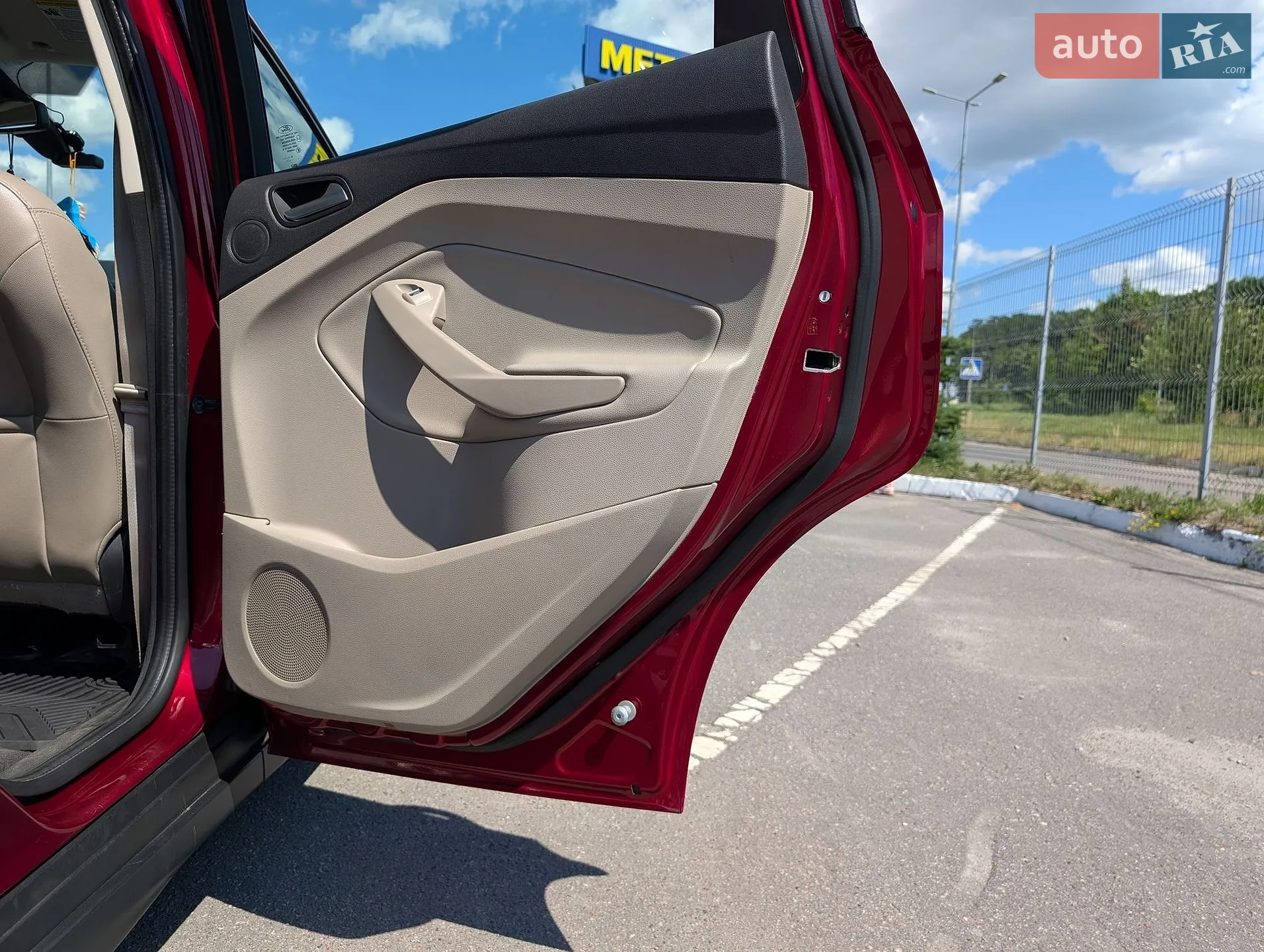 2016 Ford C-MAX - мініатюра 28