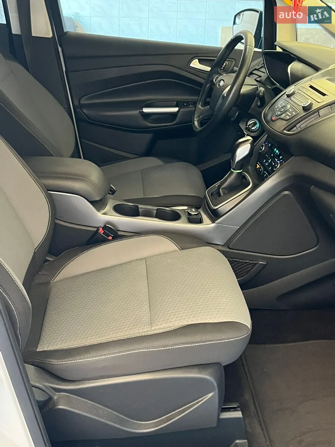 2017 Ford C-MAX - мініатюра 16