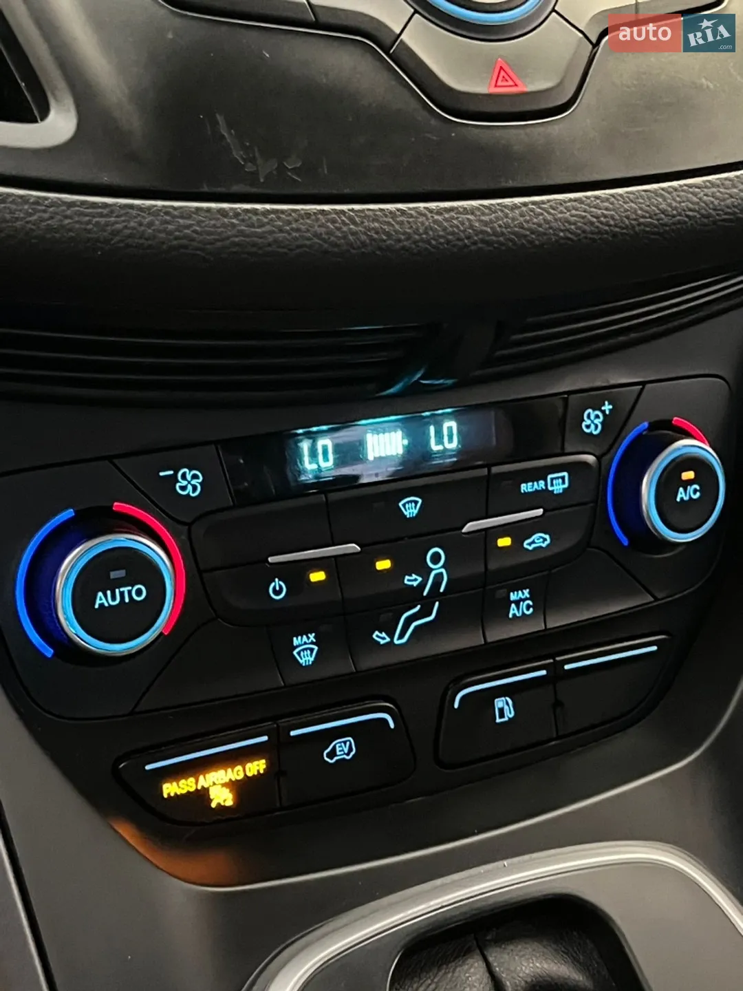 2017 Ford C-MAX - мініатюра 38