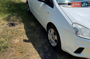 Минивэн Ford C-Max 2009 в Ровно