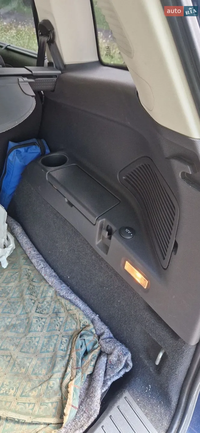 2016 Ford C-MAX - мініатюра 26