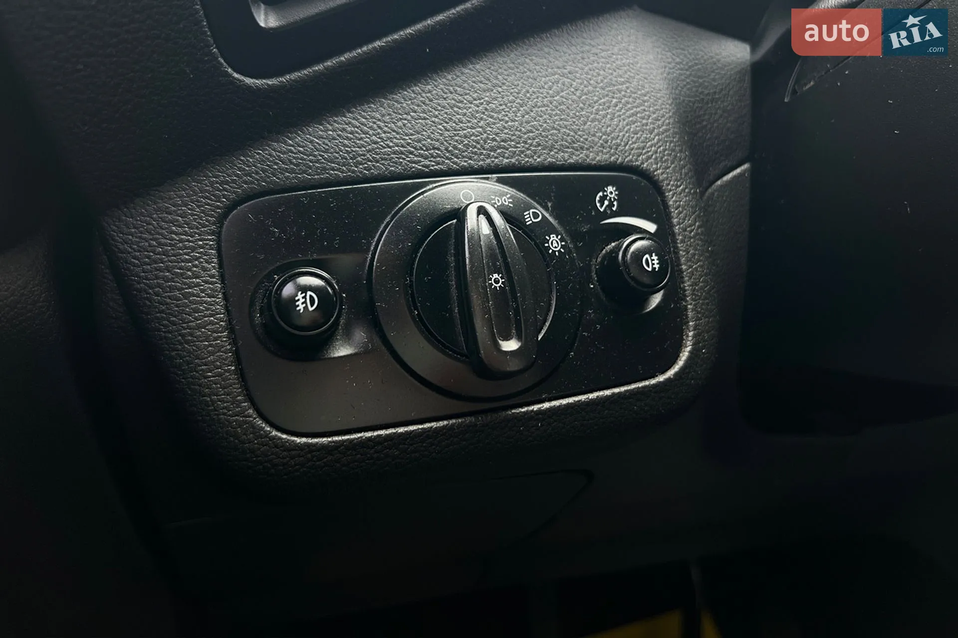 2016 Ford C-MAX - мініатюра 21