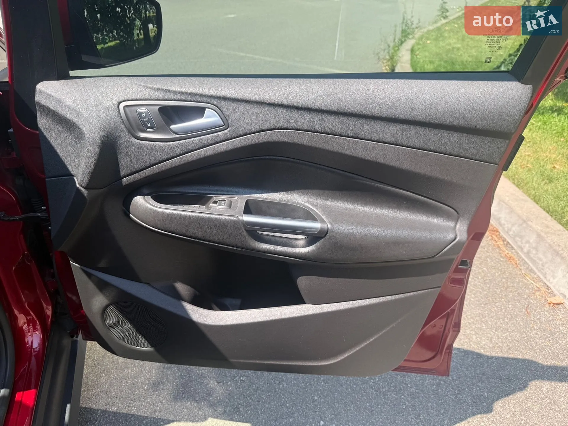 2017 Ford C-MAX - мініатюра 25