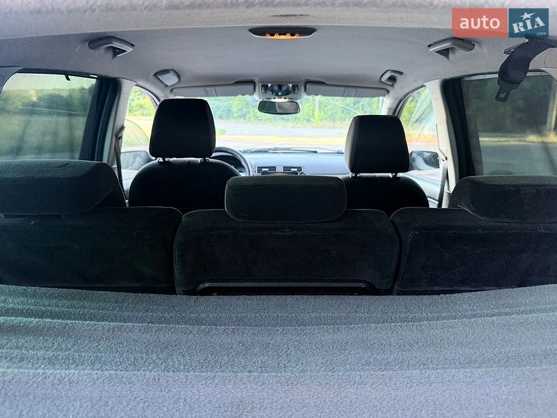 Мінівен Ford C-Max 2004 в Умані