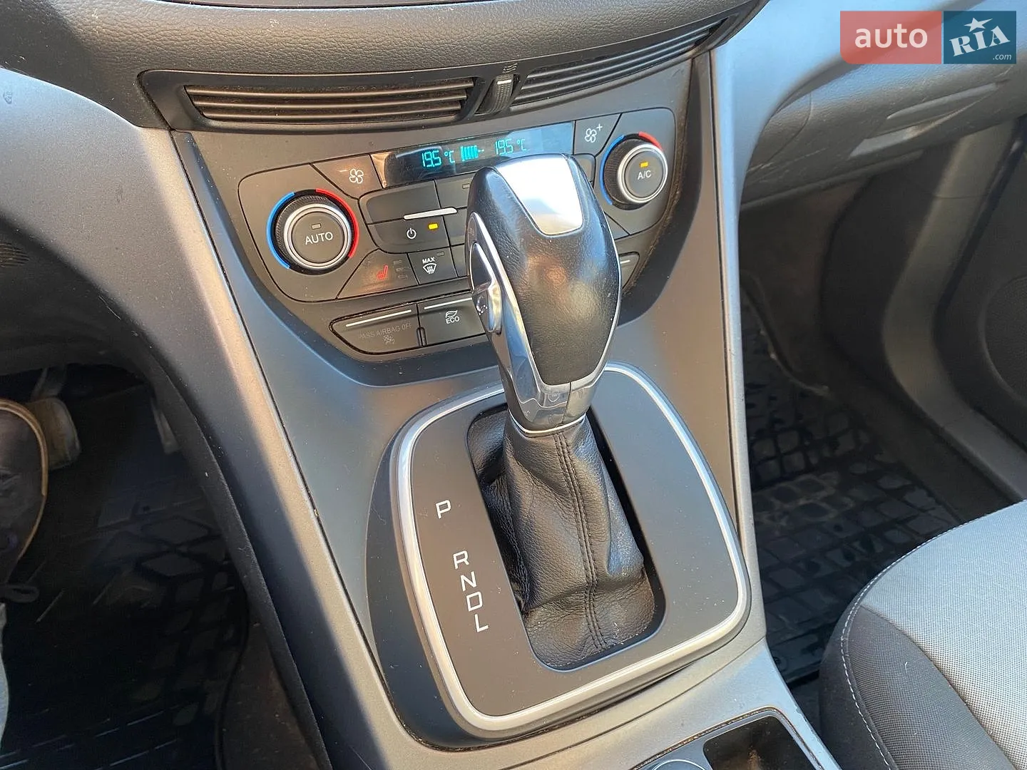 2017 Ford C-MAX - мініатюра 16