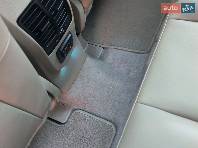 Минивэн Ford C-Max 2015 в Одессе фото 34 Минивэн Ford C-Max 2015 в Одессе