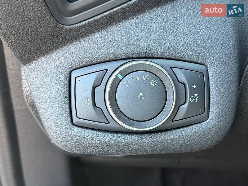 Минивэн Ford C-Max 2017 в Одессе фото 18 Минивэн Ford C-Max 2017 в Одессе