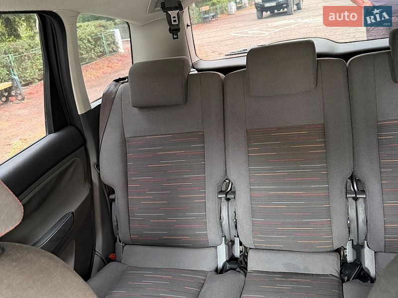 Мінівен Ford C-Max 2009 в Іршаві