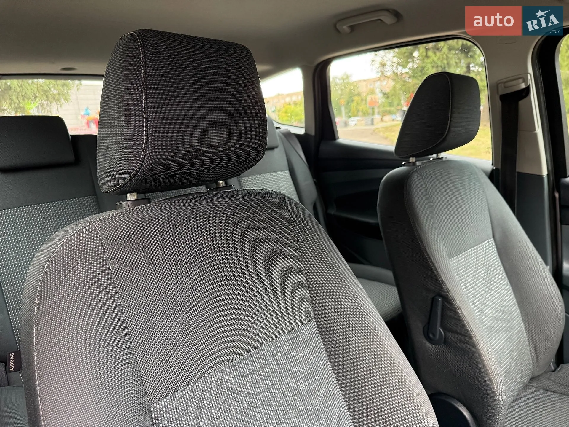 2012 Ford C-MAX - мініатюра 34