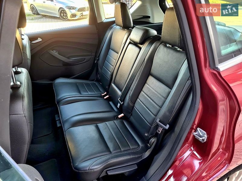 Мінівен Ford C-Max 2016 в Києві