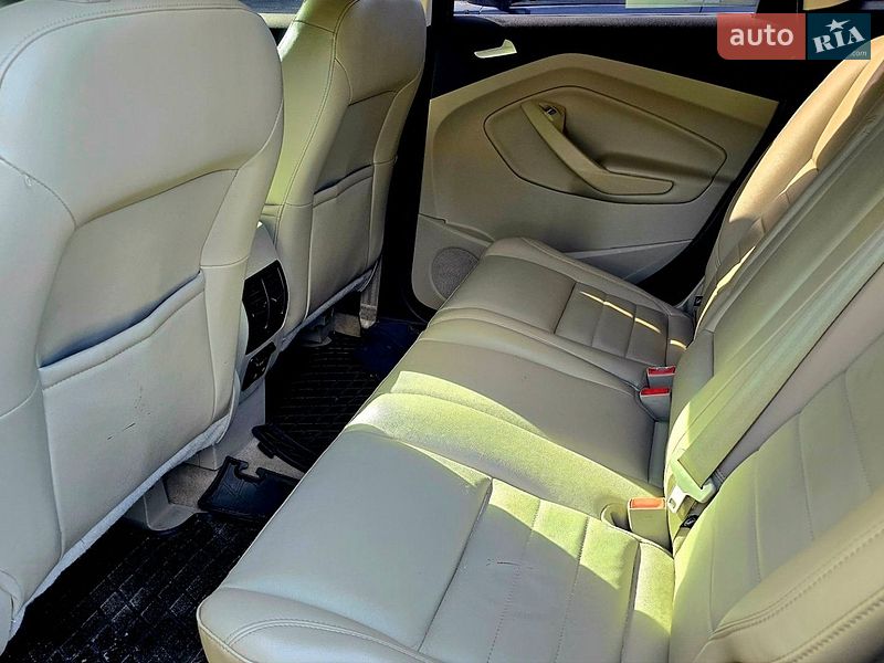 Минивэн Ford C-Max 2014 в Днепре
