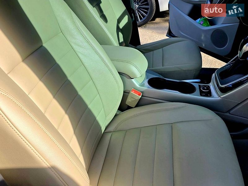 Минивэн Ford C-Max 2014 в Днепре