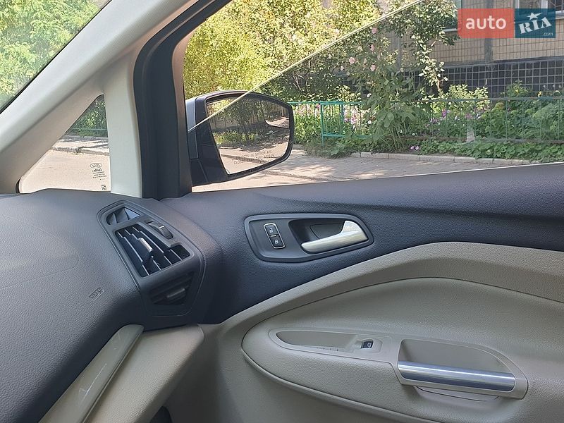 Минивэн Ford C-Max 2014 в Днепре