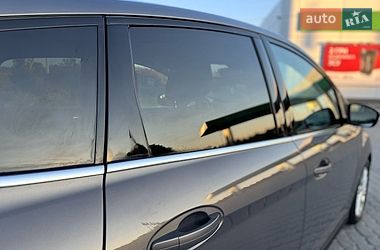 Минивэн Ford C-Max 2013 в Стрые