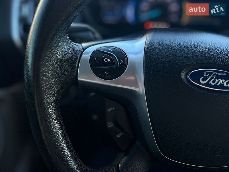 Минивэн Ford C-Max 2013 в Ивано-Франковске