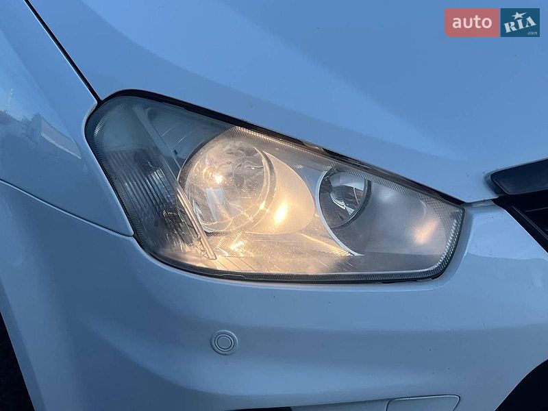 Мінівен Ford C-Max 2010 в Львові