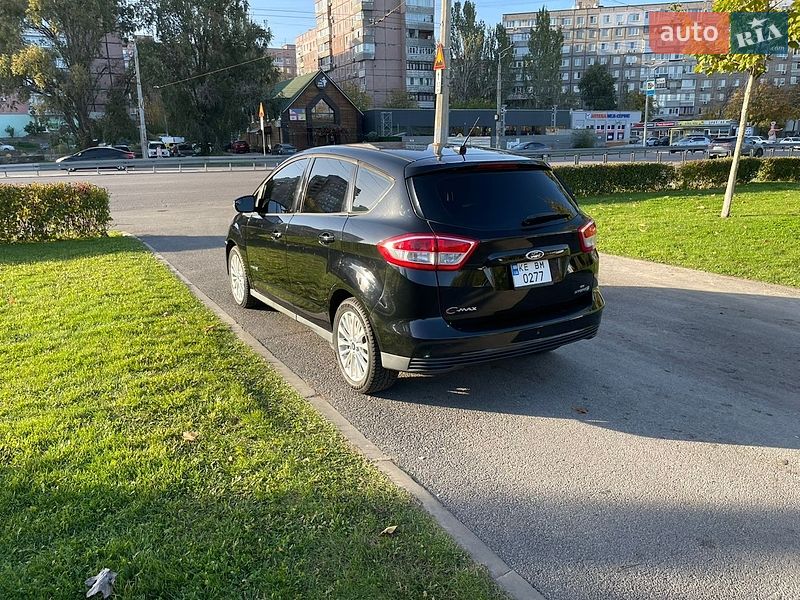 Мінівен Ford C-Max 2017 в Дніпрі